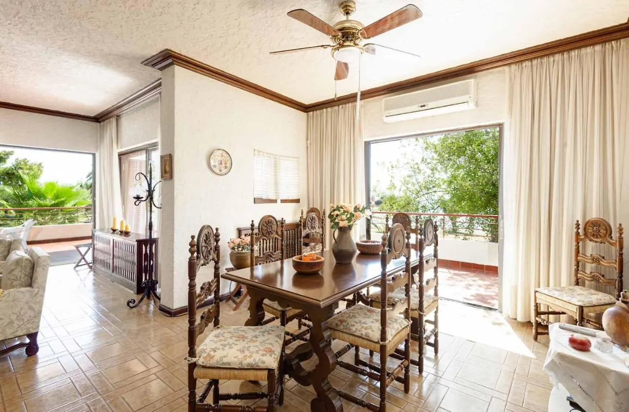 Malt Beachfront Villa Mola Kalyva