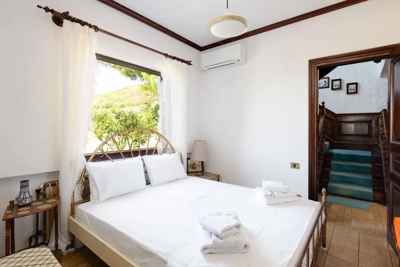 Malt Beachfront Villa Mola Kalyva Grèce