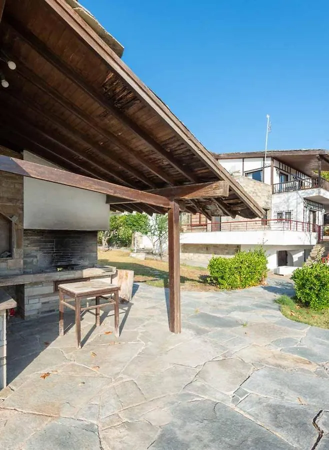 Malt Beachfront Villa Mola Kalyva